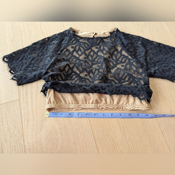 For Love & Lemons Cropped Lace Shirt. Size small. - Picture 7 of 7